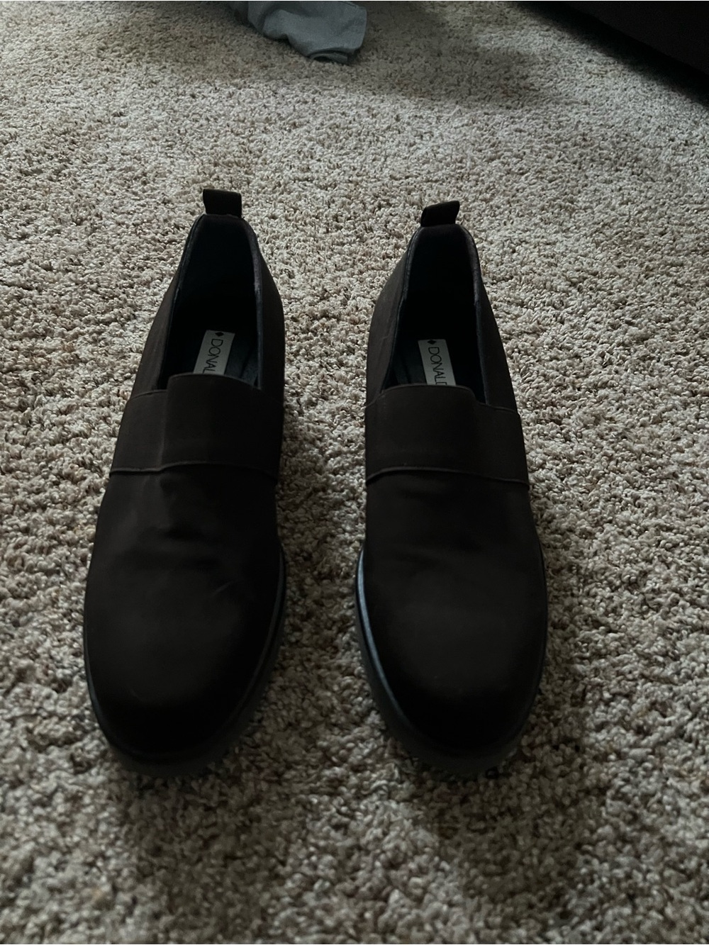 Woman’s Donald J Pliner wedge Loafers sz 10M